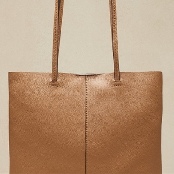 Banana Republic Brown Pebbled Leather Tote Minimalist Large Work Bag Shoulder - Picture 2 of 9